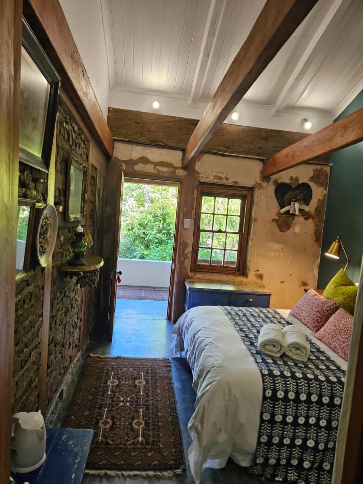 The Riverdeck Accommodation And Backpackers Knysna Exteriör bild