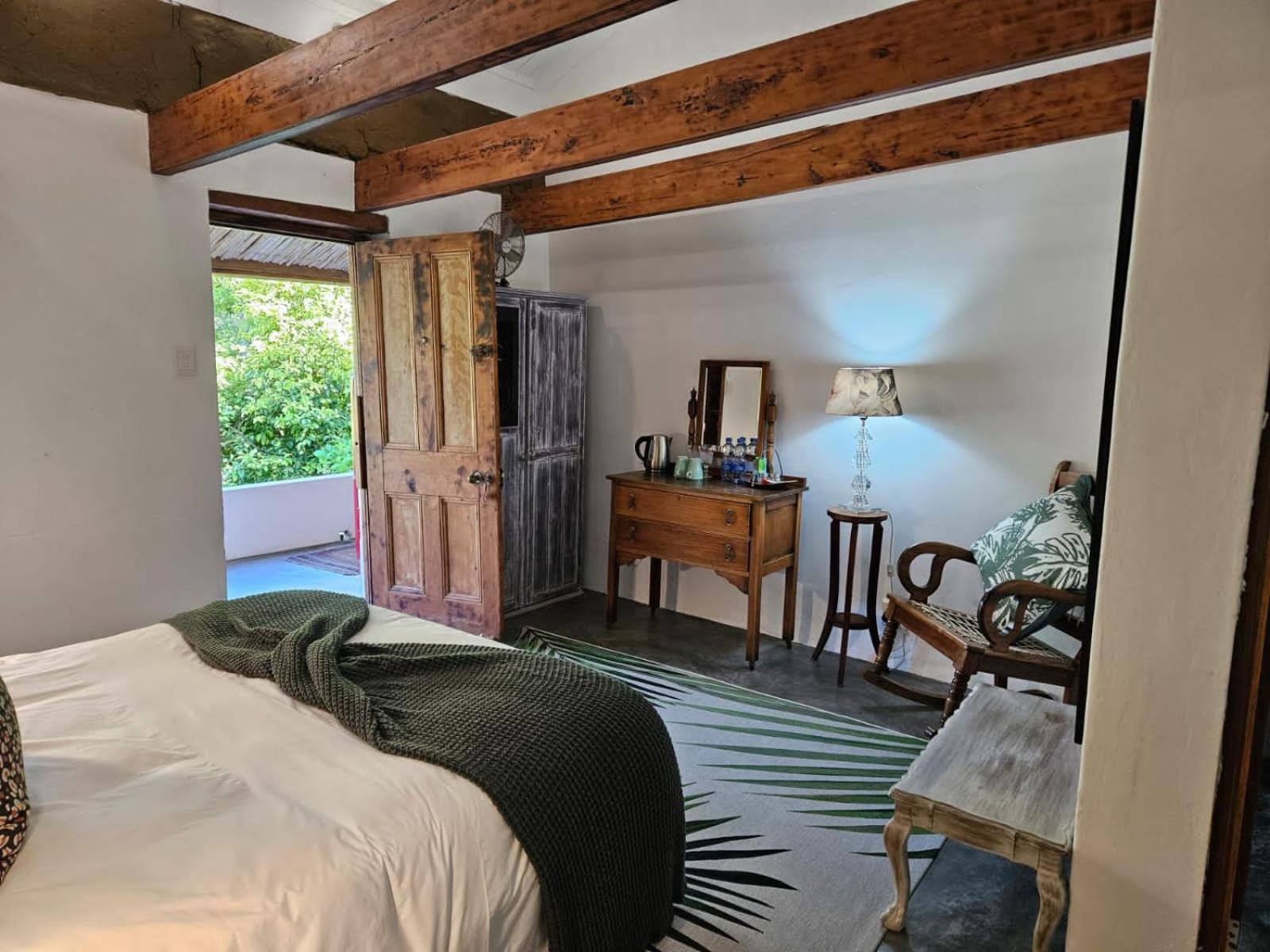 The Riverdeck Accommodation And Backpackers Knysna Exteriör bild