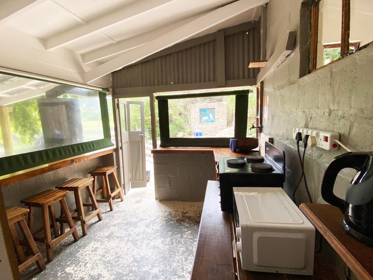 The Riverdeck Accommodation And Backpackers Knysna Exteriör bild