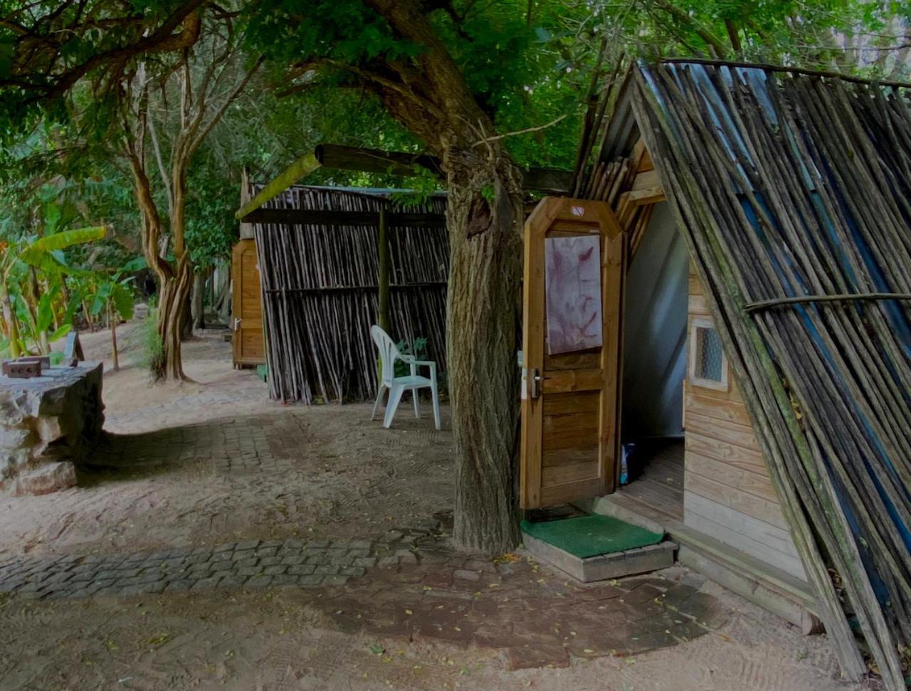 The Riverdeck Accommodation And Backpackers Knysna Exteriör bild