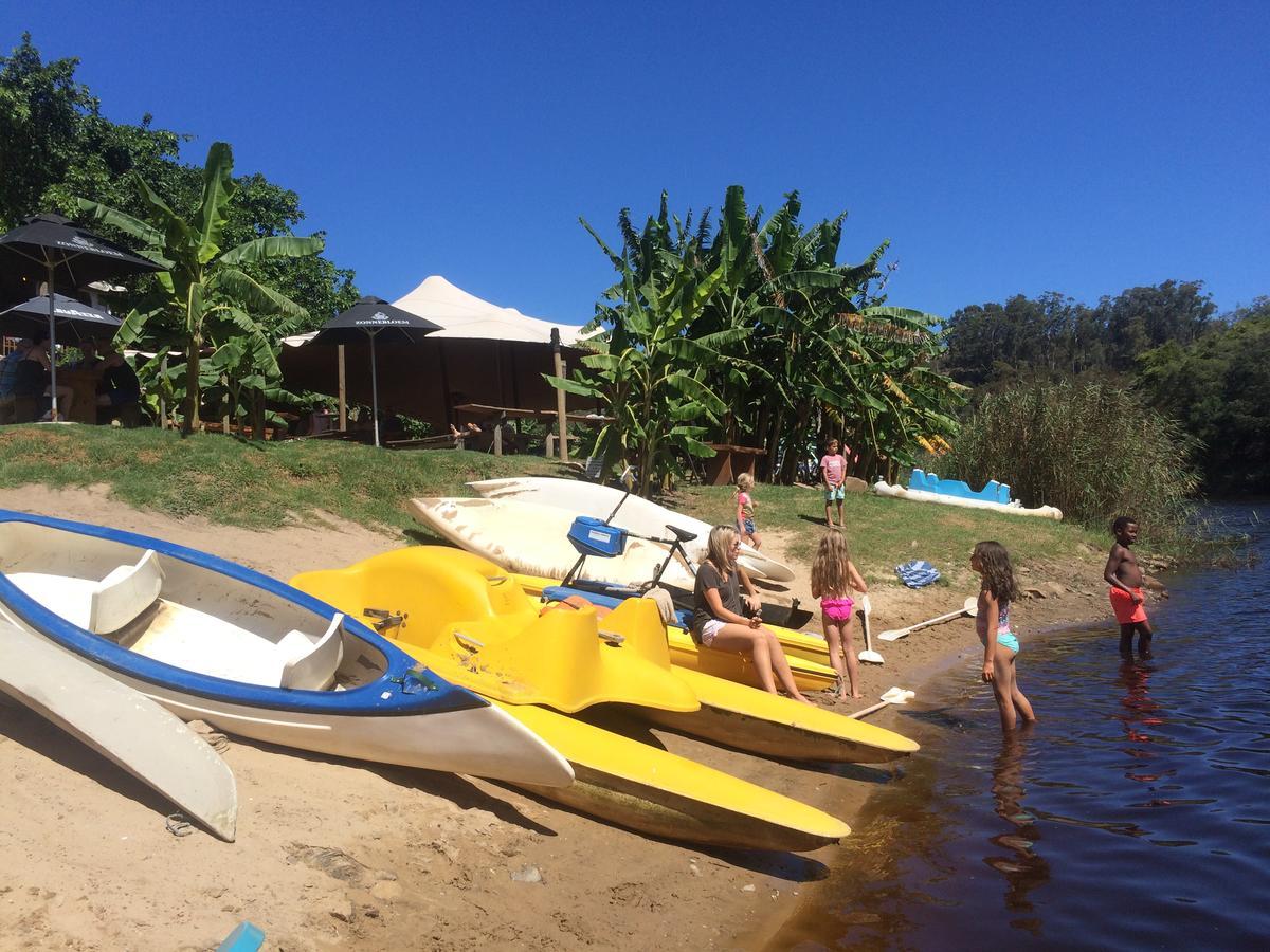 The Riverdeck Accommodation And Backpackers Knysna Exteriör bild